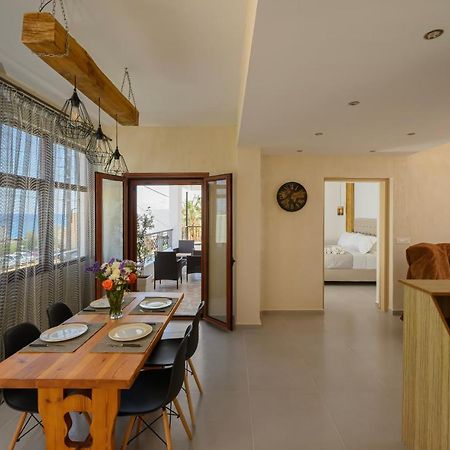 Апартаменты Auster House Santorini Камари Экстерьер фото